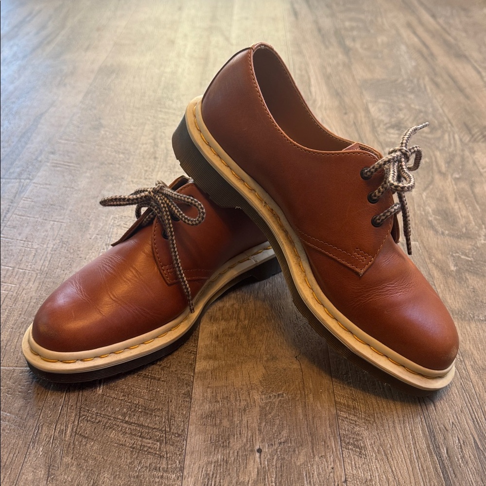 Dr. Martens Brown Leather Derby Shoes with Cream Soles - Picture 10 of 12